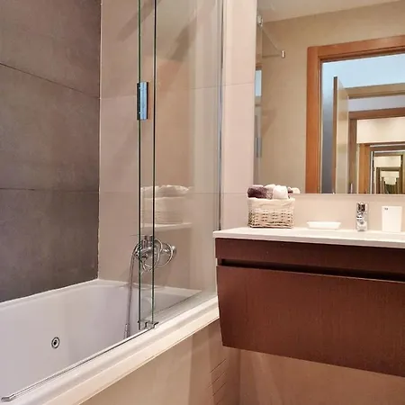 Rocha Prime 2 Bed Apart, Praia Da Rocha, 2min Walk To The Beach