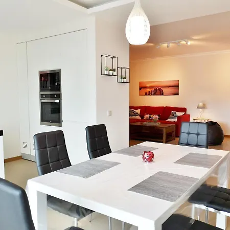 Rocha Prime 2 Bed Apart, Praia Da Rocha, 2min Walk To The Beach * Portimão