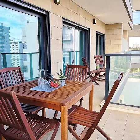 Rocha Prime 2 Bed Apart, Praia Da Rocha, 2min Walk To The Beach 포티마오